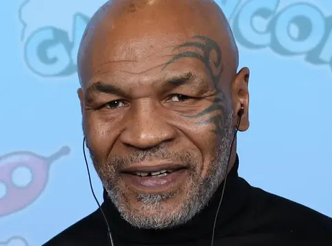 Mike Tyson szerzői jogi perbe keveredett a 'Murdergram' miatt