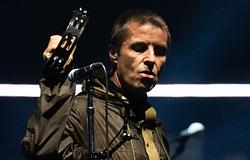 Liam Gallagher odamondott a Coldplay-nek a csók kamerás botrány miatt