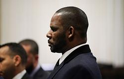 R. Kelly Trumphoz fordult: mérsékelné a 30 éves börtönbüntetését