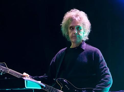 Elhunyt Perry Bamonte, a The Cure meghatározó zenésze
