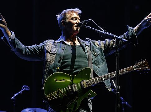 Josh Homme és Gene Simmons is színpadra állt Bon Scott emlékére Hollywoodban