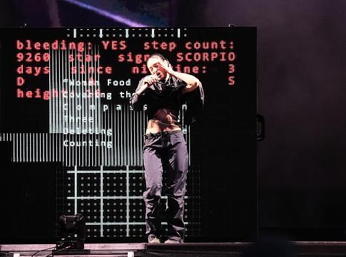 Lorde kilenc év után visszatért a Governor’s Ballra – egy kiadatlan dallal nyitott