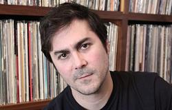 Chris Welz partner lett a Secretly Distributionnél