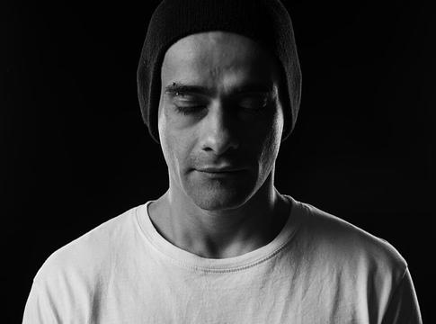 Anil Ahuja bemutatja első saját kiadványát: megérkezett a ‘Ngiyajola’ EP