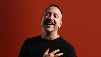 Marten Hørger készítette el a PAROOKAVILLE 2026 hivatalos himnuszát