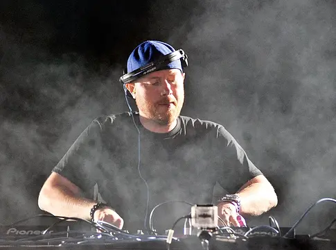 Prydz beismerte: nem élőben játszott a Sonar Fesztiválon
