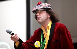 Nardwuar megkapta Kanada egyik legmagasabb polgári kitüntetését
