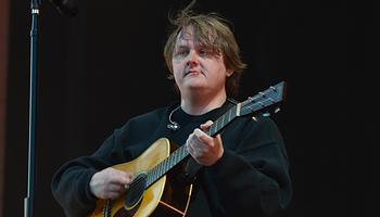 Lewis Capaldi a TRNSMT-en: nyár után eltűnik írni, készül az új album