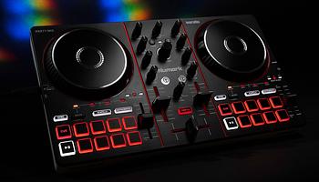 Numark két új kontrollert dob piacra: Party Mix III és MixTrack Go