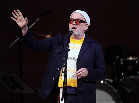 Michael Stipe új dalt mutatott be Colbertnél: The Rest Of Ever