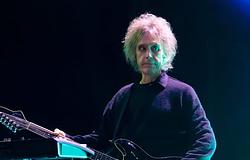 Elhunyt Perry Bamonte, a The Cure meghatározó zenésze