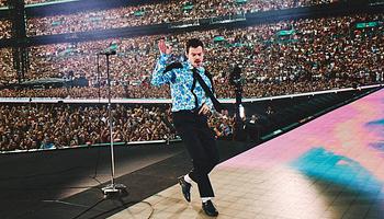 Harry Styles történelmi rekorddal zárta Wembley-rezidenciáját