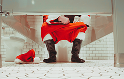 Karácsonyi bulik és a tabu kérdés: miért kerülik sokan a vécét vendégségben?