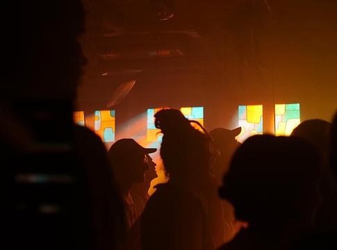 Jogellenes volt egy házkutatás a City Club ügyében