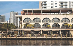 CASA NEOS: új fejezet Miami folyóparti éjszakai életében