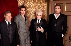 Duran Duran újraértelmezi a ‘Shadows on Your Side’-ot Halloweenre