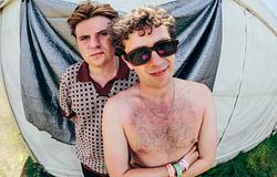 Kínos liftbalesetből lett vírusvideó: Charlie Steen őszinte története