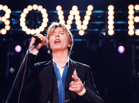 David Bowie-ra emlékeztek 79. születésnapján és a Blackstar évfordulóján
