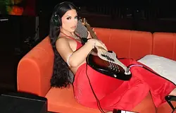 Tragédia Los Angelesben: meggyilkolták a 22 éves latin énekesnőt, Delarosát