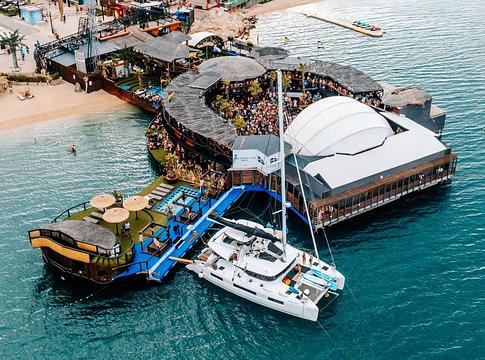 Bontják a Noa Beach Clubot Zrće Beachen
