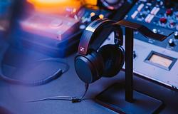 Sennheiser HD 480 PRO: zárt fejhallgató, ami végre rendBe teszi a basszust