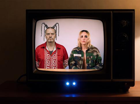 Jehnny Beth és Mike Patton közös dallal jelentkezett – Taxi Driver ihlette a „Look At Me” klipjét