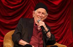Keith Richards: 2026-ban nem turnézik a Stones, de „jövőre beszélhetünk”
