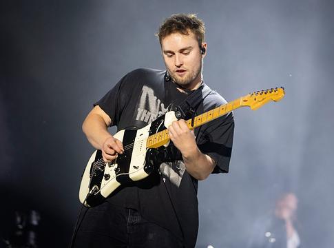 Sam Fender több mint £100,000-ral segíti a brit független zenei helyszíneket