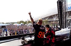 HO HO ONE berobbant az S2O Los Angeles színpadára: Cantopop és EDM találkozása az amerikai debütáláson