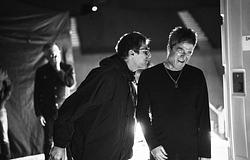 Steven Knight Oasis-dokumentumfilmje moziba kerül, majd Disney+-ra érkezik
