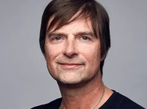 Nick Holmsten, a Spotify egykori vezetője elindította a Belong „kihívó bankot” a zenerajongóknak