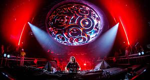 Carl Cox, Mau P és Joseph Capriati a 2026-os UNTOLD Galaxy színpadán