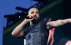 Drake tiszteletadása Ozzy Osbourne előtt megható pillanat volt Birminghamben