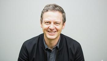 Vezetőváltás a Spotify-nál: David Kaefer távozik, Charlie Hellman lép a helyére