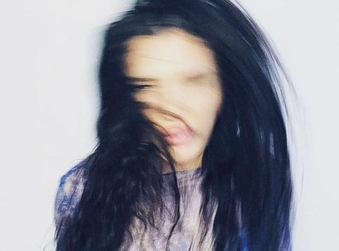 BASHKKA a hamburgi repülőtér ellen: megalázó bánásmódról beszél a DJ