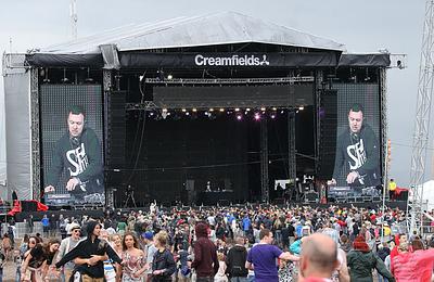 Drogokat ástak el a Creamfields területén a fesztivál előtt