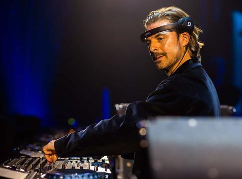 Axwell klasszikusa újra reflektorfényben: visszatért a Feel The Vibe