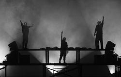 A Swedish House Mafia „One” című dala szimfonikus formában a Nobel-díj gálán