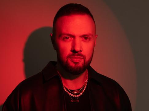 Chris Lake újragondolta a The Chemical Brothers klasszikusát: itt a ‘Galvanize’ remix
