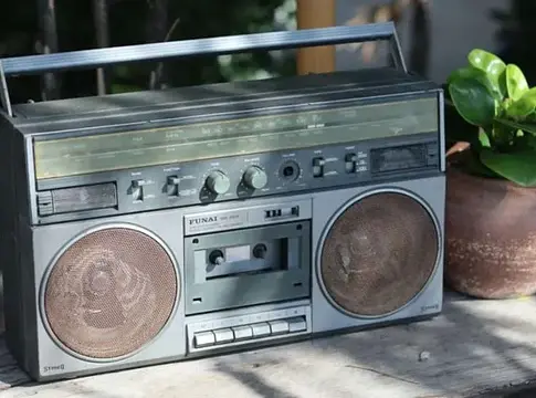 Jogdíjat követelnének a rádiós lejátszások után az Egyesült Államokban