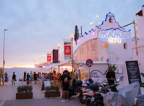 Napfogyatkozásra időzíti különleges buliját a Cafe Mambo Ibizán