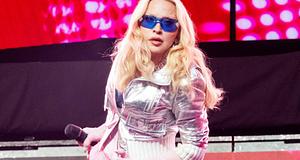 Emily Eavis: a Glastonbury 2027 három headlinere már le van kötve – nem Madonna