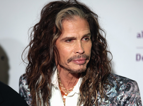 Steven Tyler pere mégis elindul: a bíró a legtöbb vádpontot elévülésre hivatkozva ejtette