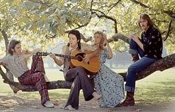 Paul McCartney legendás válasza egy negatív kritikára – szappantartóba rejtett üzenet