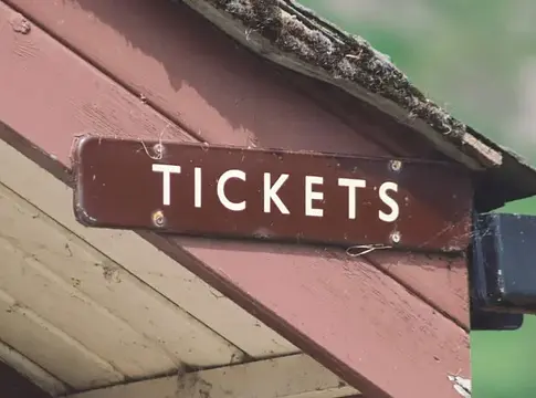Live Nation árplafont javasol a másodlagos jegypiacon