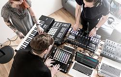 Native Instruments visszatér az ADE-re – itt a Traktor új korszaka