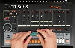 Tubbutec TR-8oh8 moddal születik újjá a Roland TR-808
