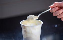 A 40 dolláros kókuszjoghurt, amiért megőrül a TikTok