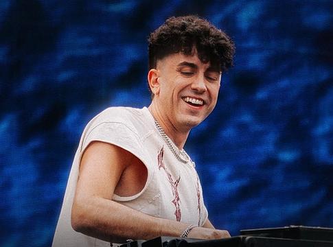 BENNETT új techno himnuszt adott ki a Tomorrowland Musicnál