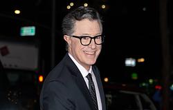 Colbert már másnap visszatért a tévébe Michiganben, Jack White-tal az oldalán